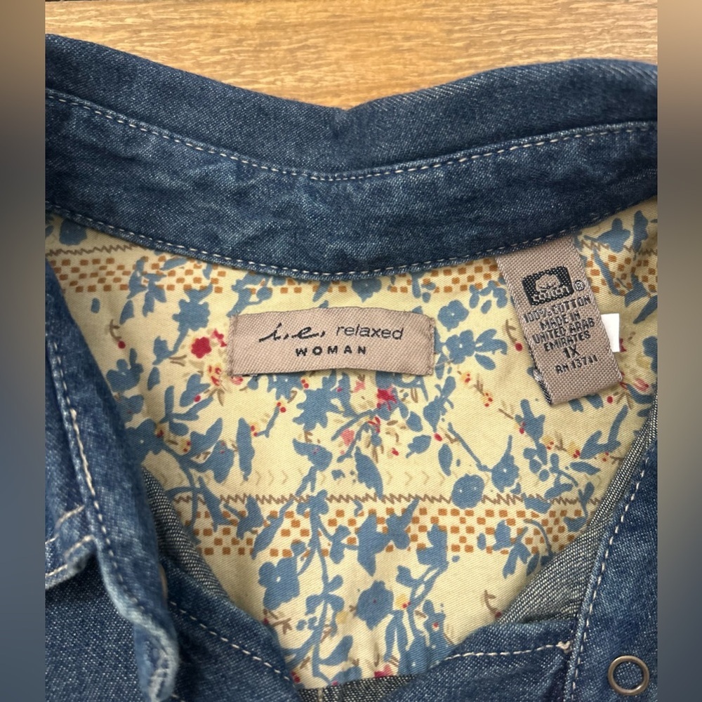 i. e Relaxed Woman Denim Snap Button Western Shirt Dark Wash Long Sleeve Utility - Picture 7 of 15